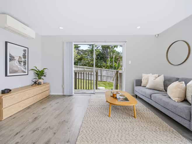18 Outlook Road, Greenhithe
