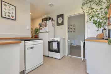 26 Alford Forest Road, Allenton