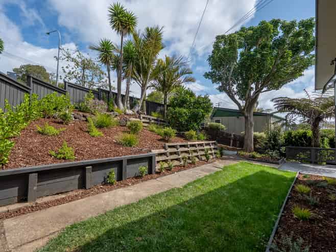1/165 Manuka Road, Bayview