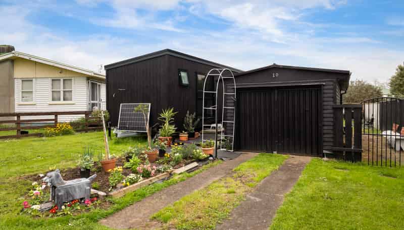 10 Poland Street, Paeroa