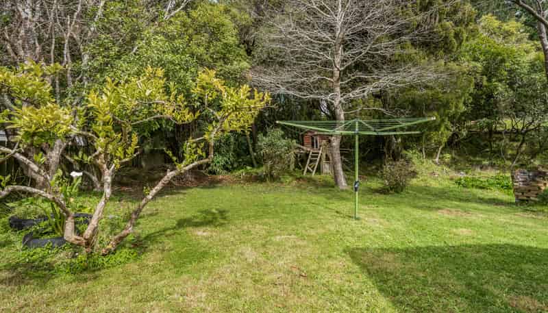 102 Hine Road, Wainuiomata