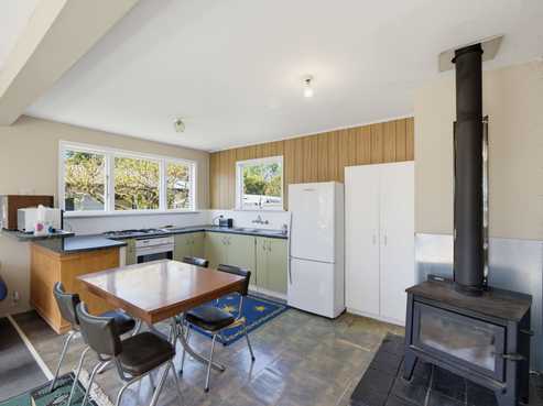 1 Powis Street, Domett