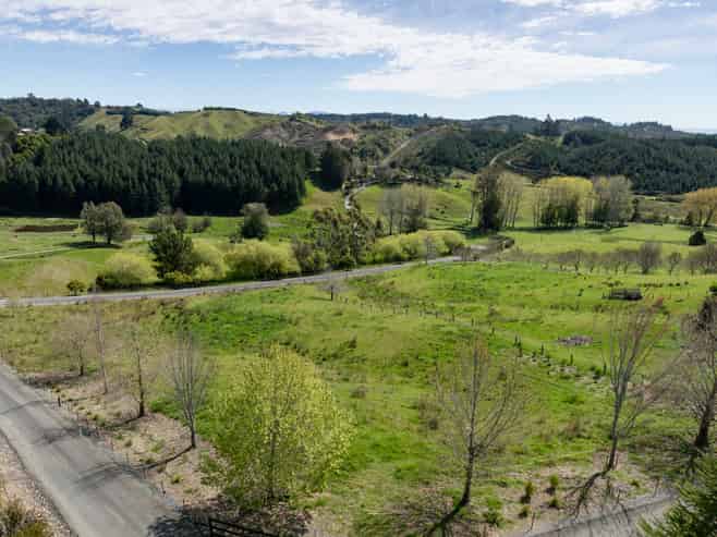35A Redwood Park Road, REDWOOD VALLEY