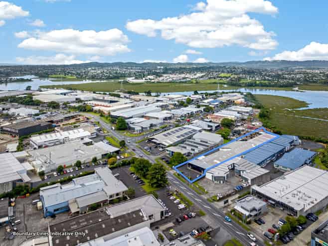 Vacant Rosebank Industrial - Vendor Says Sell!