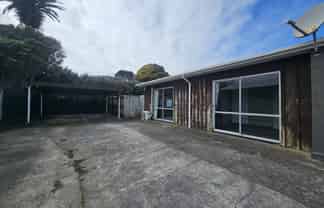 2/12 Naumai Place, Spotswood