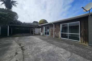 2/12 Naumai Place, Spotswood