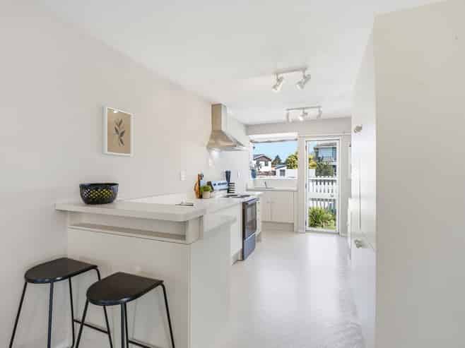2 Arlington Street, Burnside