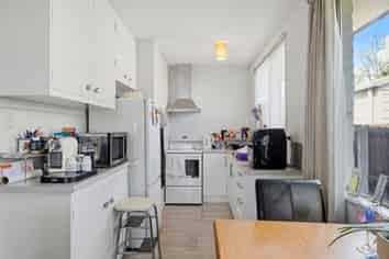 2/50 Reynolds Avenue, Bishopdale