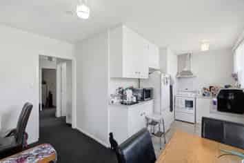 2/50 Reynolds Avenue, Bishopdale