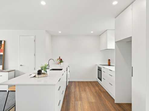 2/233 Edgeware Road, Edgeware