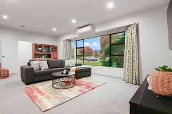 5 Gwendoline Street, Glenholme