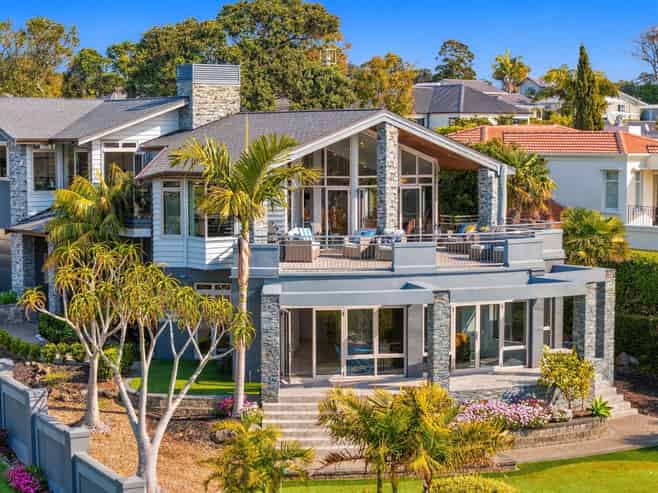 1 Centennial Place, Campbells Bay