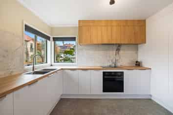 20 Parkwood Crescent, Gulf Harbour