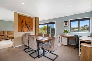 20 Parkwood Crescent, Gulf Harbour