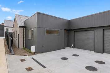 2/43 Briannarose Drive, Fitzroy