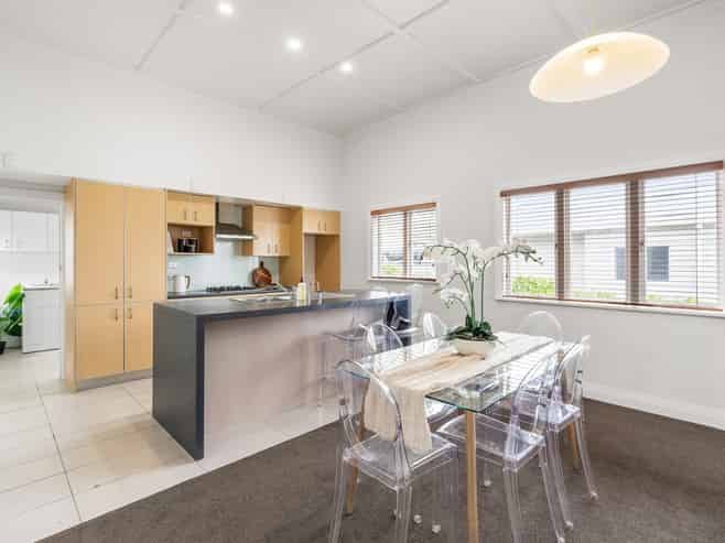 18 Corrella Road, Belmont