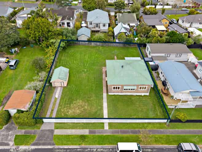 18 Corrella Road, Belmont