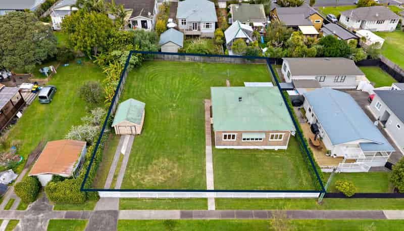 18 Corrella Road, Belmont