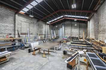 High-stud Penrose standalone warehouse