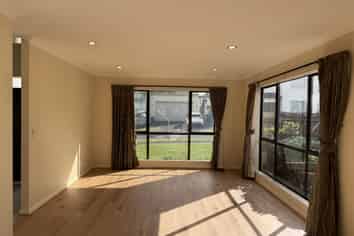 3 Askerne Drive, Flat Bush