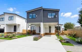 11/113 Moore Street, Howick