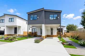 11/113 Moore Street, Howick