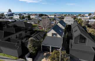 55 & 55a Wiggins Street, Sumner