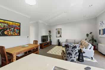 12 Parkside Drive, Orewa