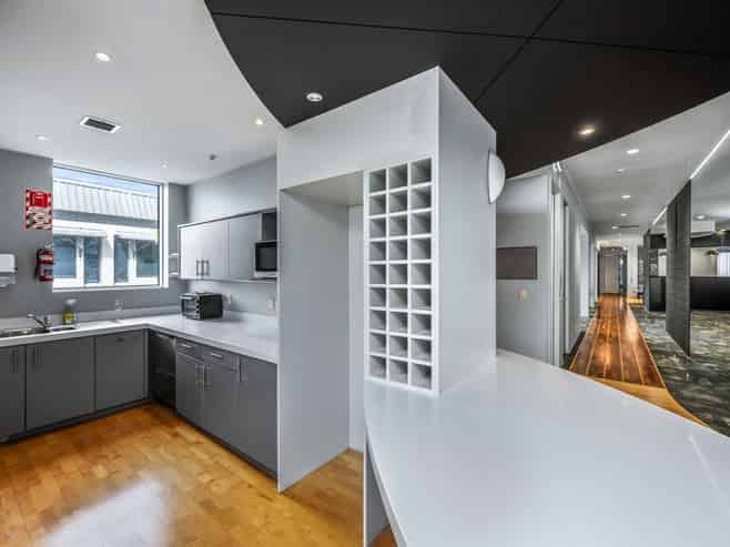 Great Value Office with Views! 456 sqm