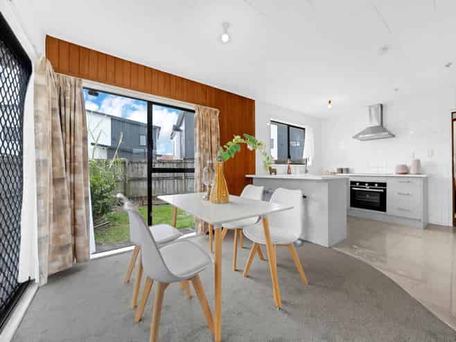 73 Pah Road, Papatoetoe