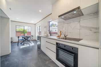 14A Bracken Street, Petone