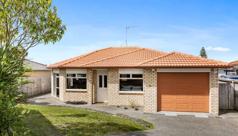 3 Chesterfield Way, Orewa
