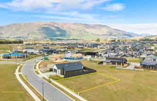 49 Doug Ledgerwood Drive, Wanaka