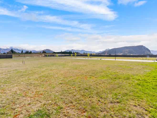 49 Doug Ledgerwood Drive, Wanaka
