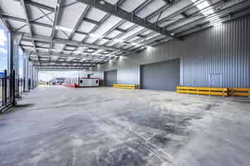 Premium Westgate industrial - exceptional covered
