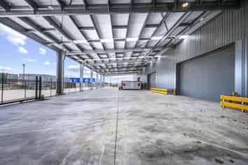 Premium Westgate industrial - exceptional covered