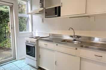  7 Weenink Road, Karoro
