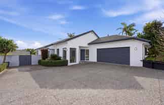 47 Loloma Drive, Half Moon Bay
