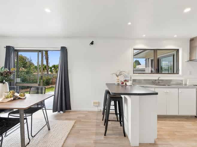 16 Johannes Court, Nawton