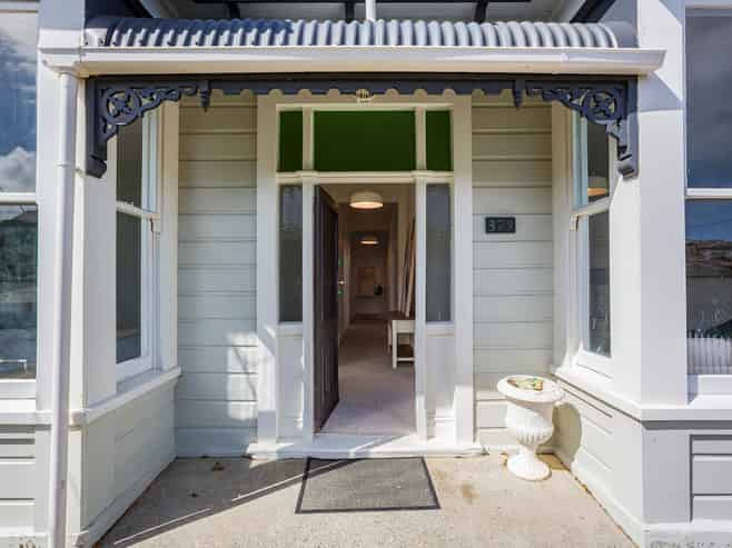 379 Adelaide Road, Newtown