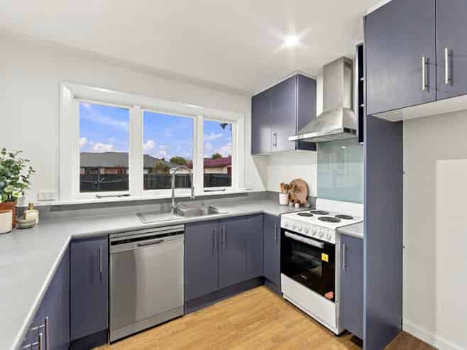 26 Bampton Street, Dallington
