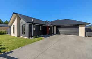 577 Birchs Road, Lincoln
