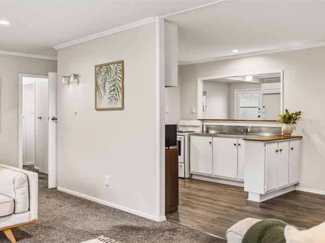 35a Beach Road, Te Atatu Peninsula