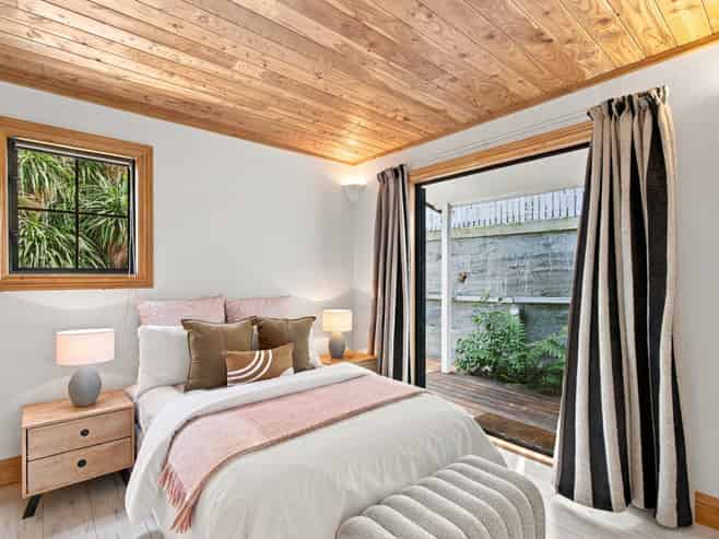 69 Oxford Street, Lyttelton