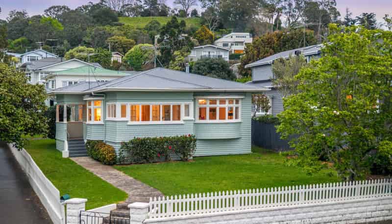 117 Mount Albert Road, Mount Albert
