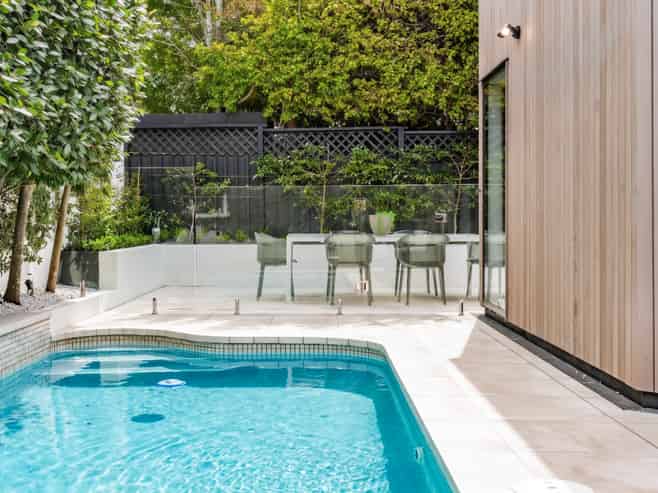 2/27 Martin Avenue, Remuera