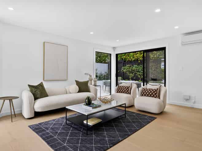 2/27 Martin Avenue, Remuera
