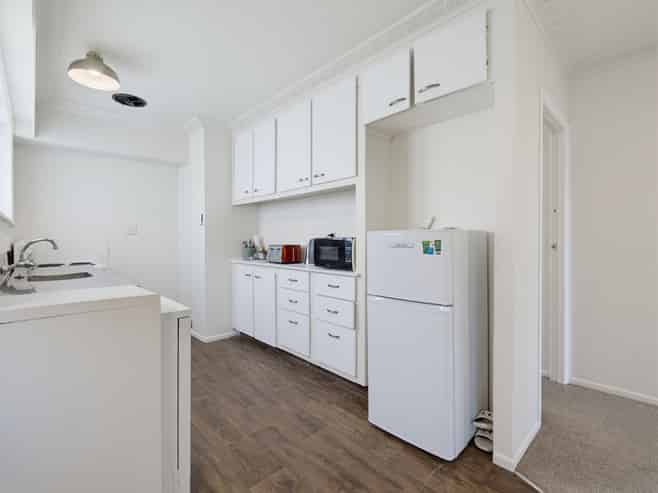 6 Lee Road, Hannahs Bay
