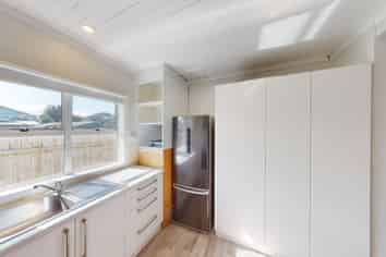 27 Karewa Street, Castlecliff
