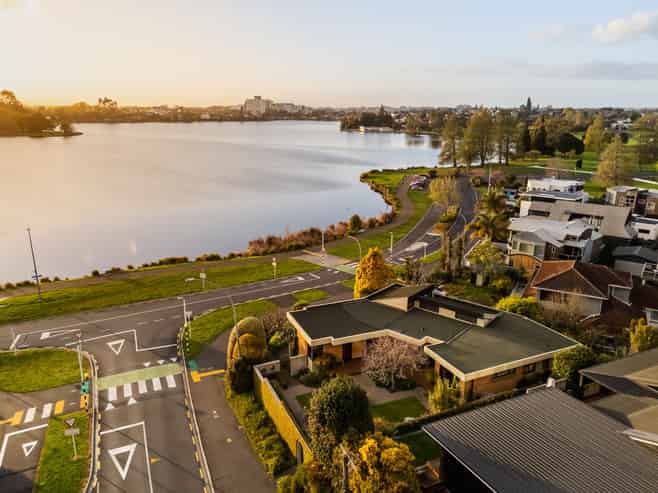 79 Lake Domain Drive, Frankton